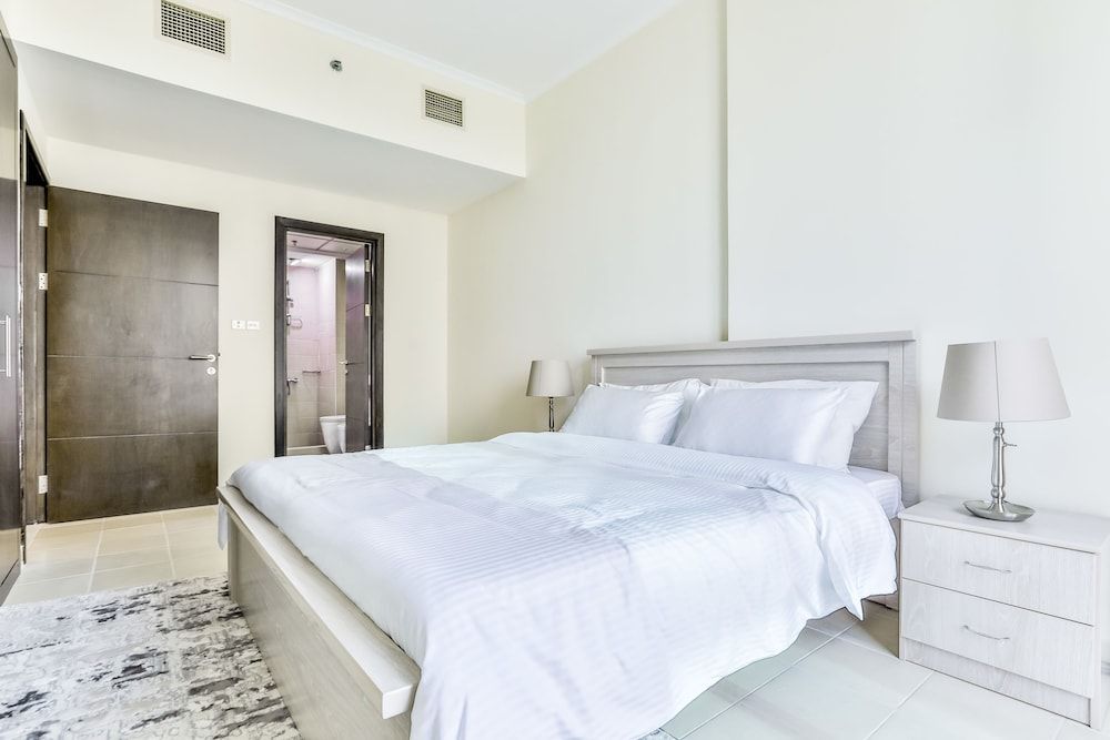 undefined Driven Holiday Homes - Torch Tower 7