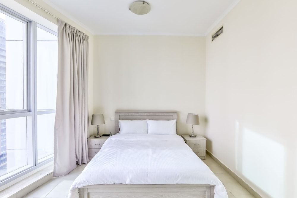 undefined Driven Holiday Homes - Torch Tower 5