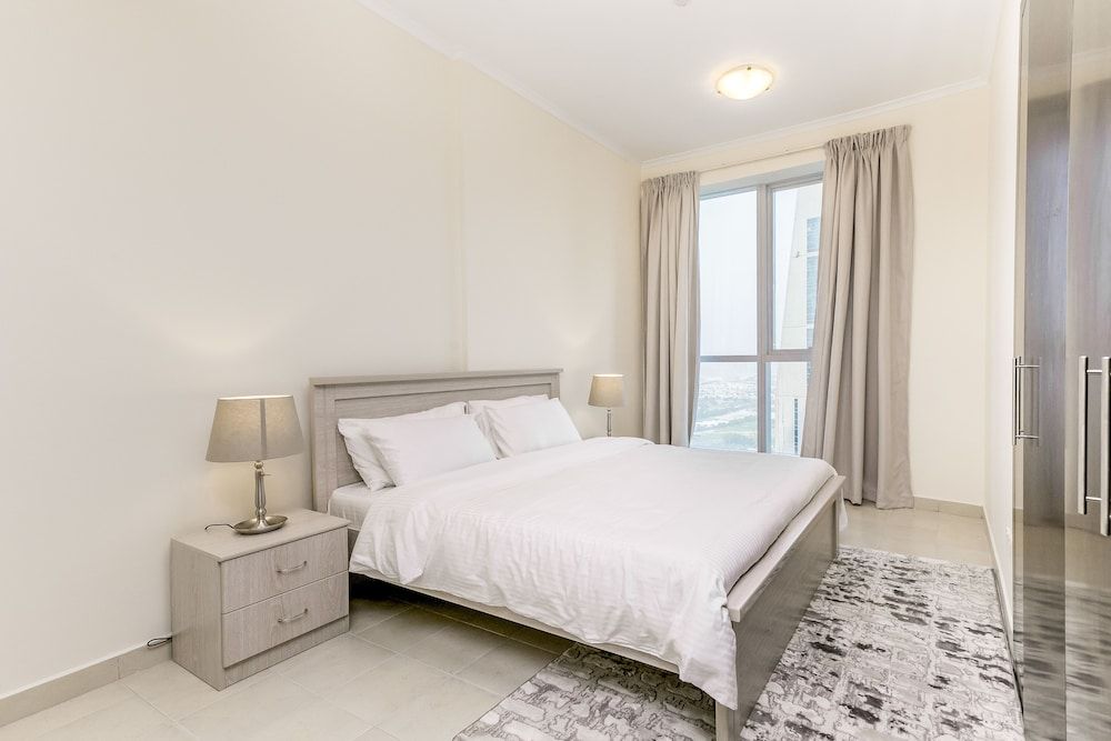 undefined Driven Holiday Homes - Torch Tower 8