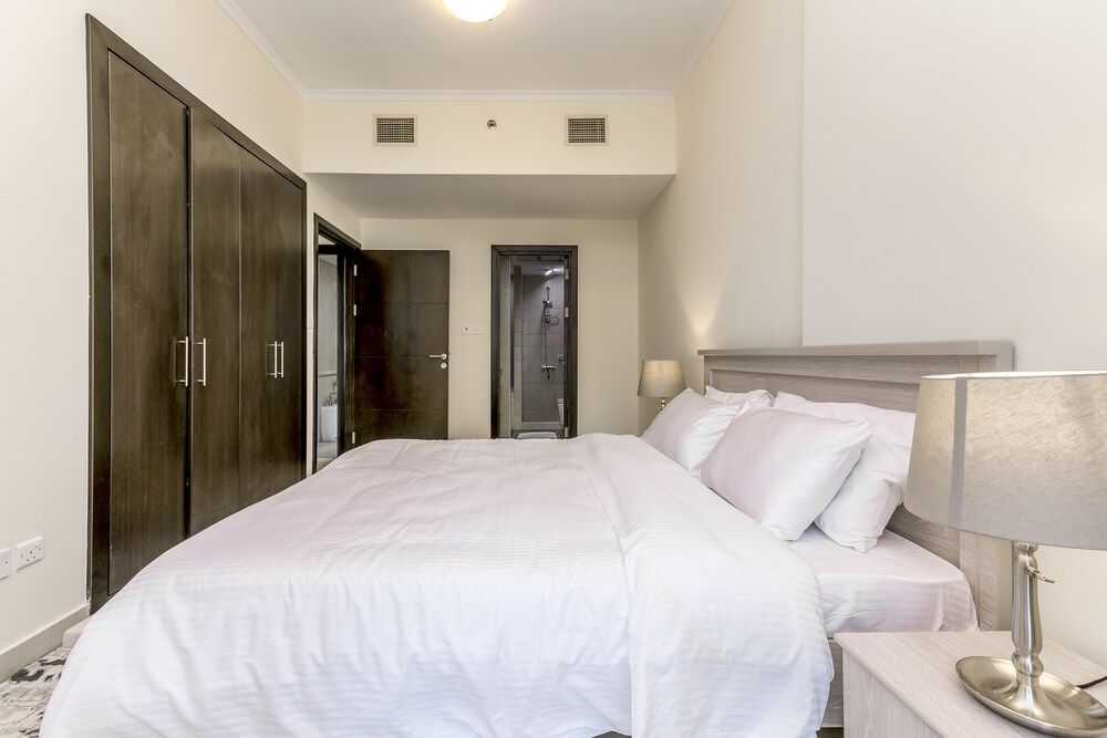 undefined Driven Holiday Homes - Torch Tower 9