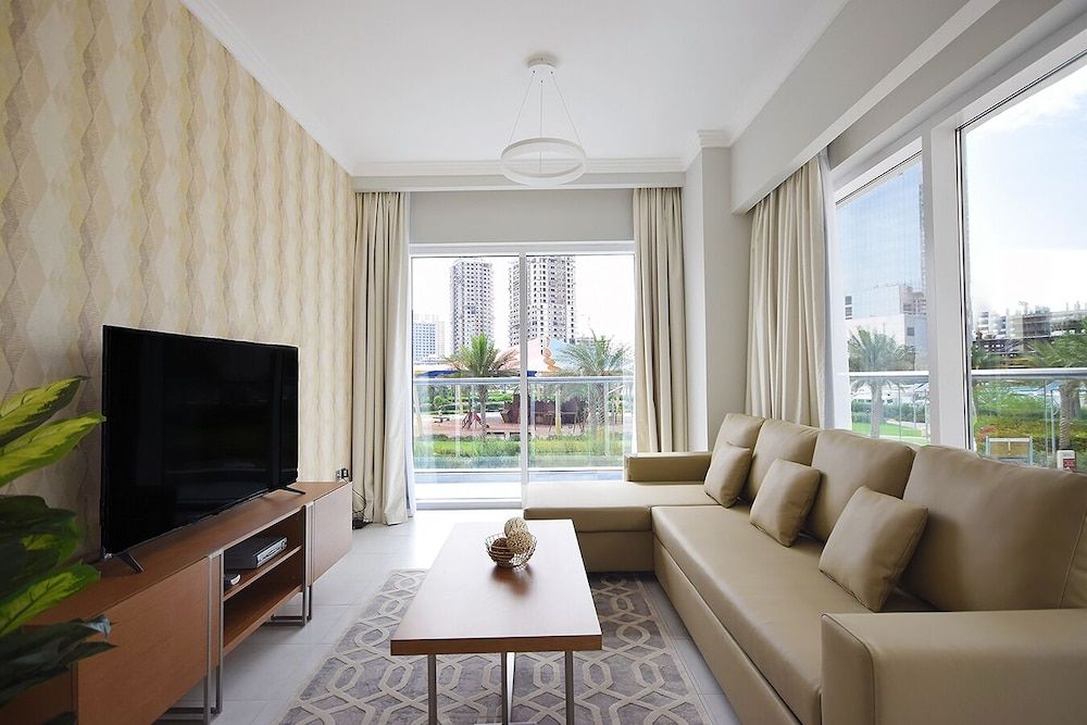 undefined Regent Court 9