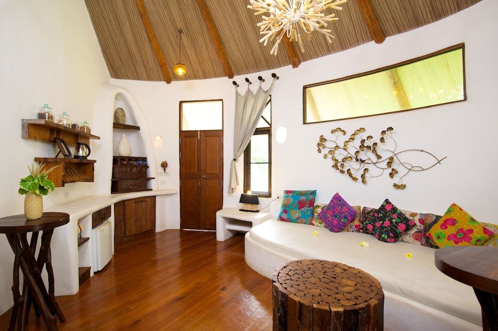 Whitesand Sala Villa