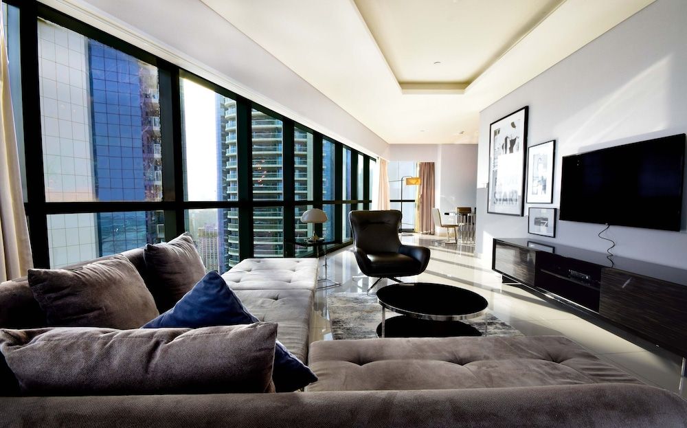 Paramount Standard Apartment, 2 Bedrooms, Pool Access 5