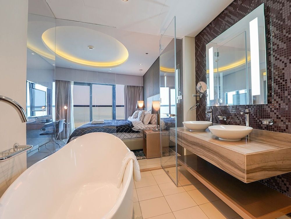 Paramount Standard Apartment, 3 Bedrooms, Pool Access 12