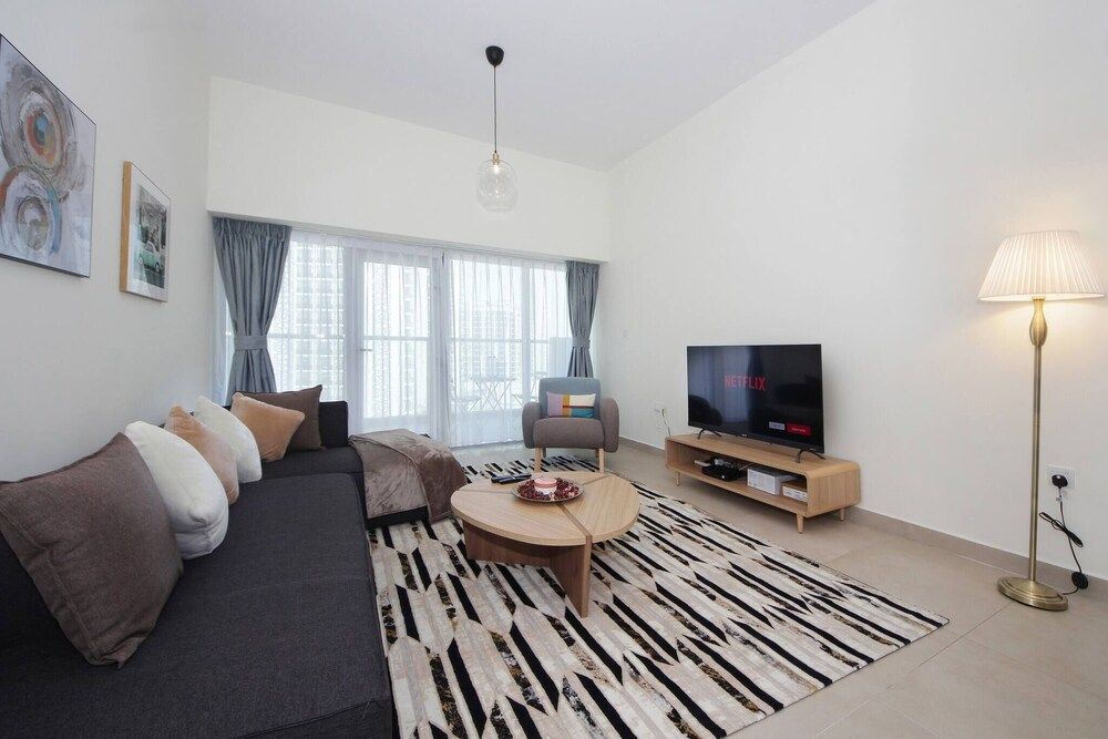 undefined Amazing Shaista 1 Bhk Apartment 7