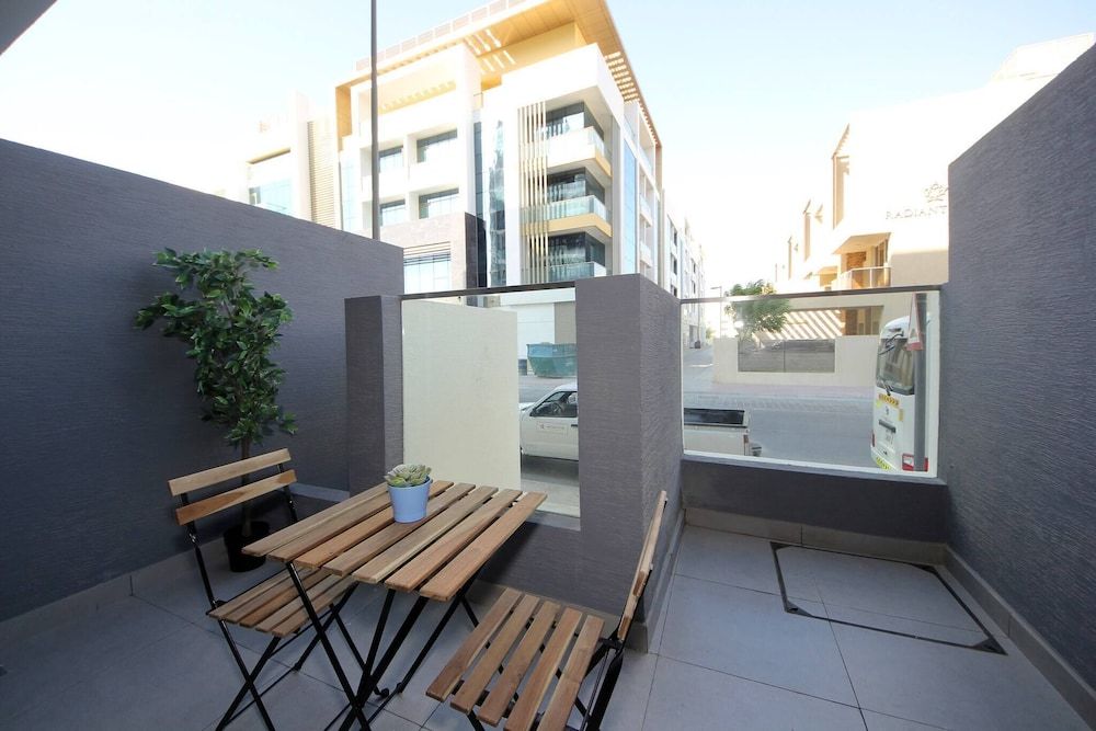 Amazing Jvc Studio Three Studio, Multiple Bedrooms, Balcony 12