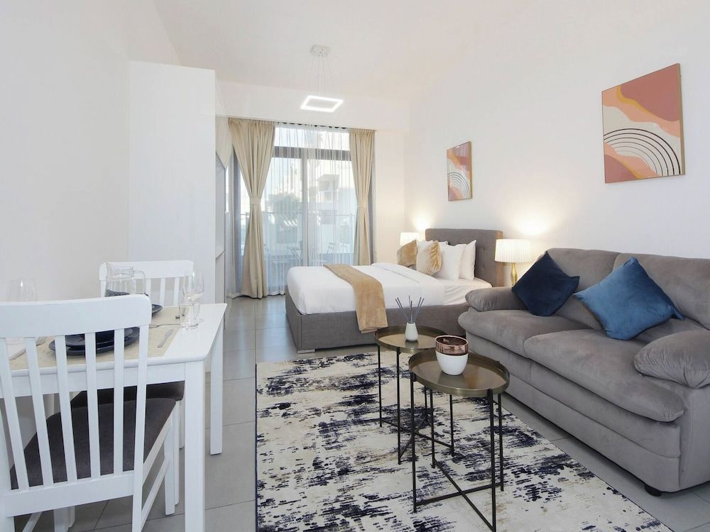 Amazing Jvc Studio Three Studio, Multiple Bedrooms, Balcony 11