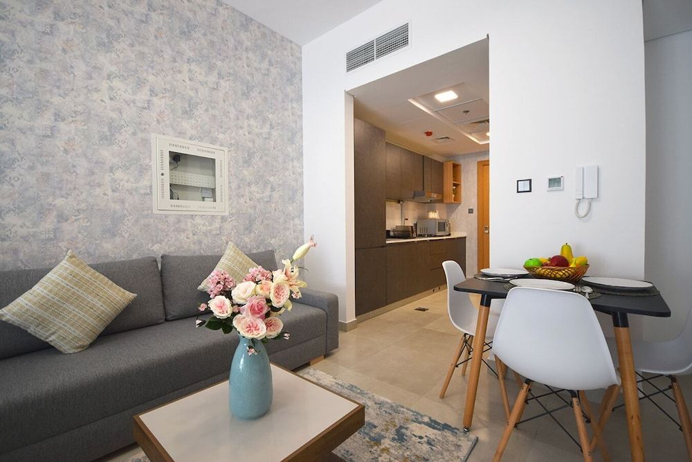 undefined Pantheon Elysee 6