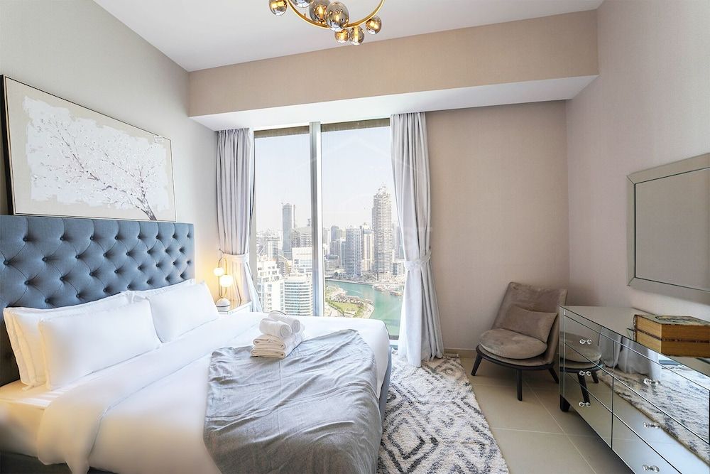 undefined 52|42 Tower 9