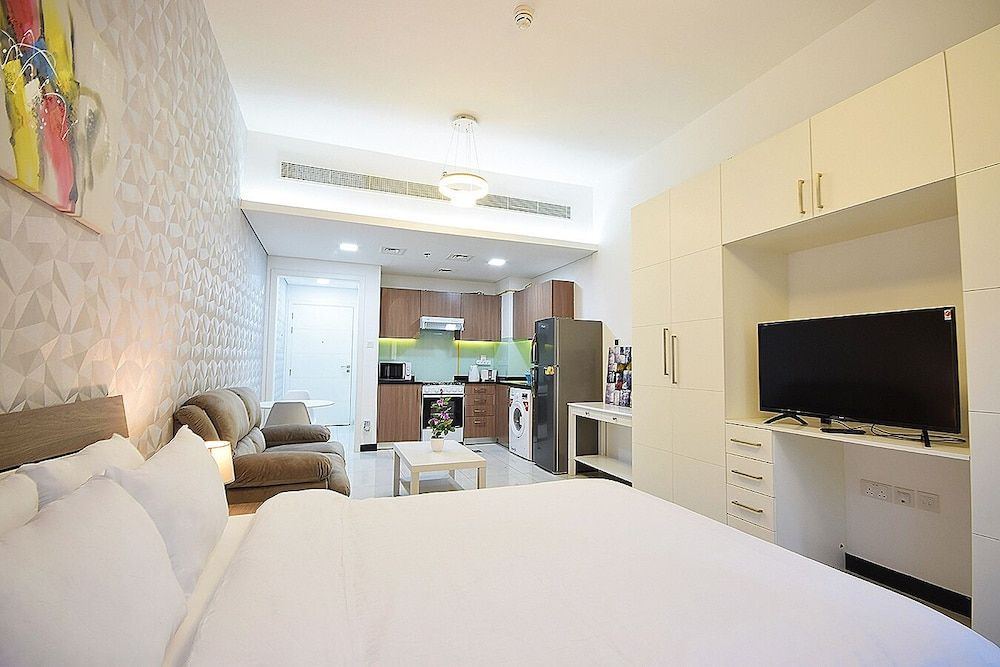 undefined Crystal Residence 5