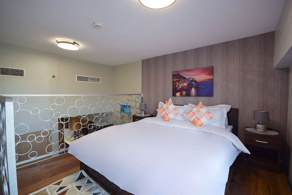 undefined Aria Residence 9