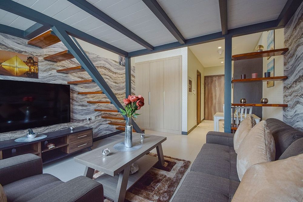 undefined Aria Residence 8