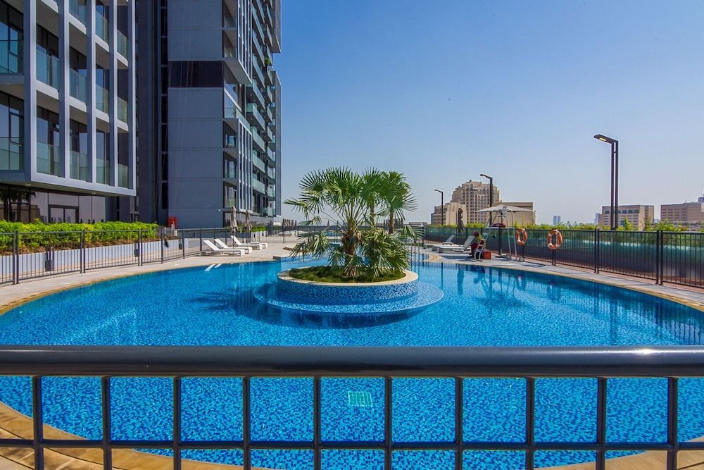 undefined Bloom Tower 2