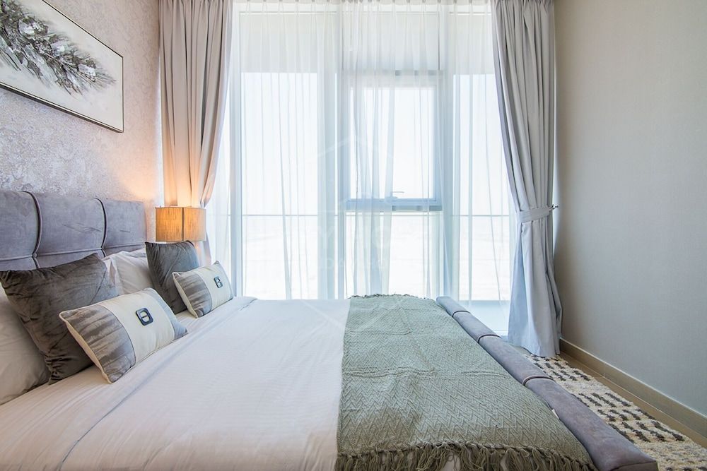 undefined Bloom Tower 4