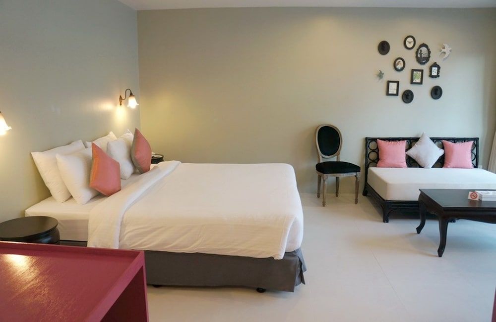 Acca Patong Apartments Junior Suite 3