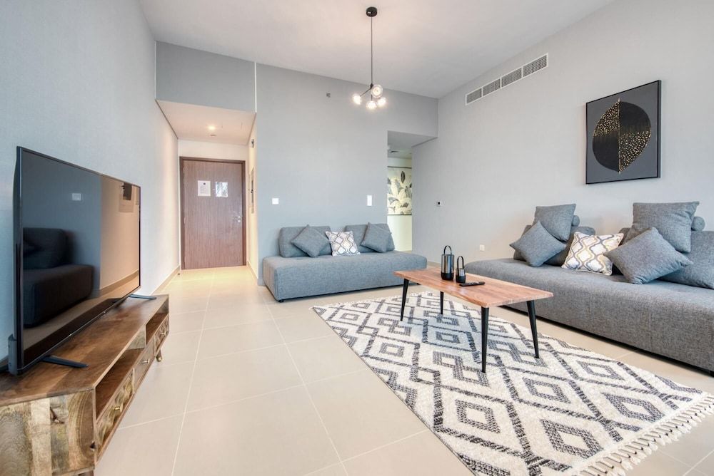 undefined Exclusive Sea View Apartment on the Arabian Gulf 5