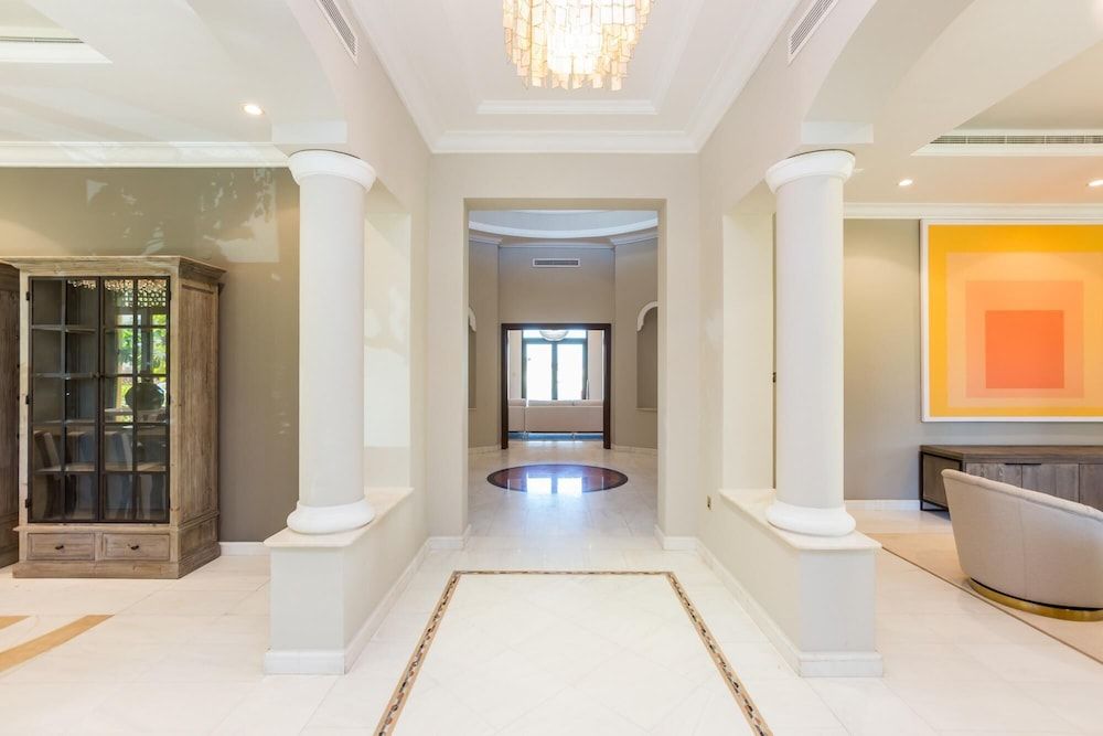 undefined Prvt Pool Beach in Luxury Palm Jumeirah Villa 10