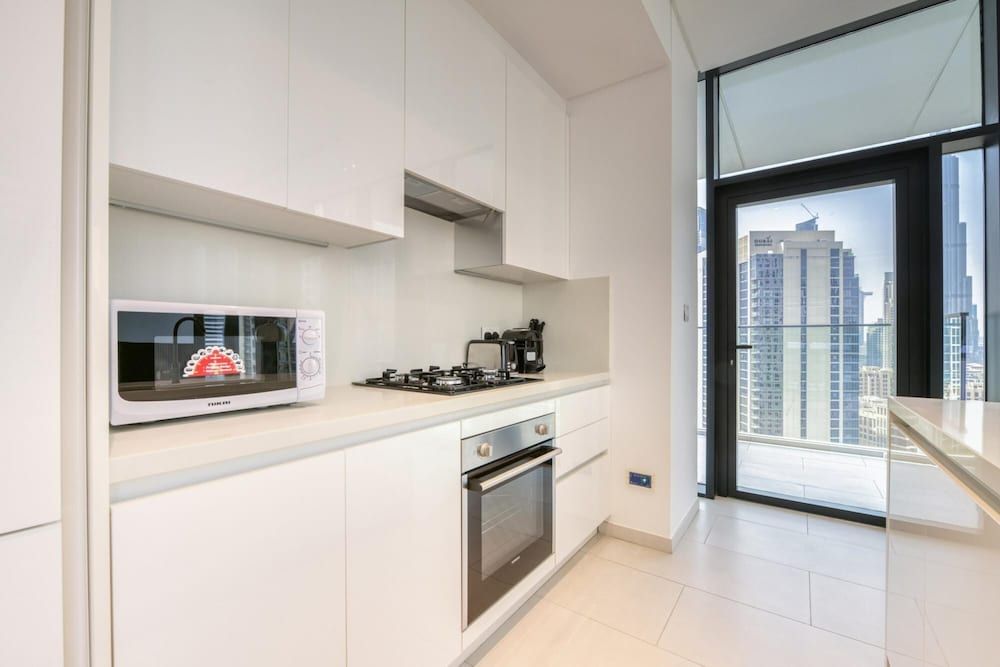 undefined Luxury Apt W Burj Khalifa Vw Dubai Canal Access 6