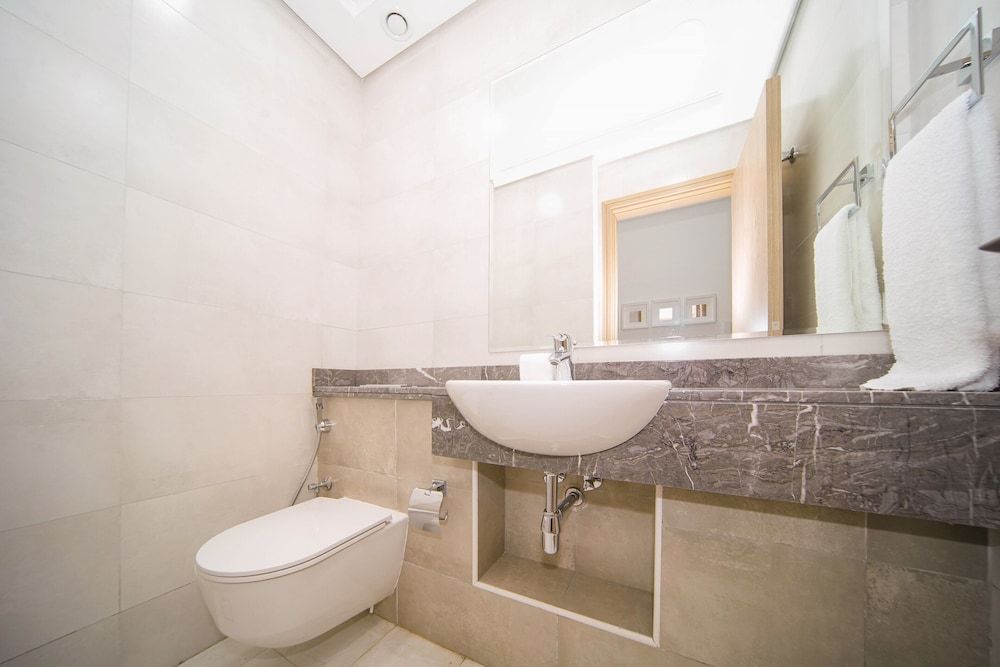 360 Vacation – THE BAY Residence 1BR Apartment Executive Apartment, 1 King Bed, Non Smoking, Balcony 7