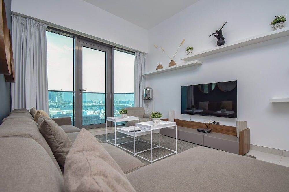 360 Vacation – THE BAY Residence 1BR Apartment Business Apartment, 1 King Bed, Non Smoking, Balcony 18