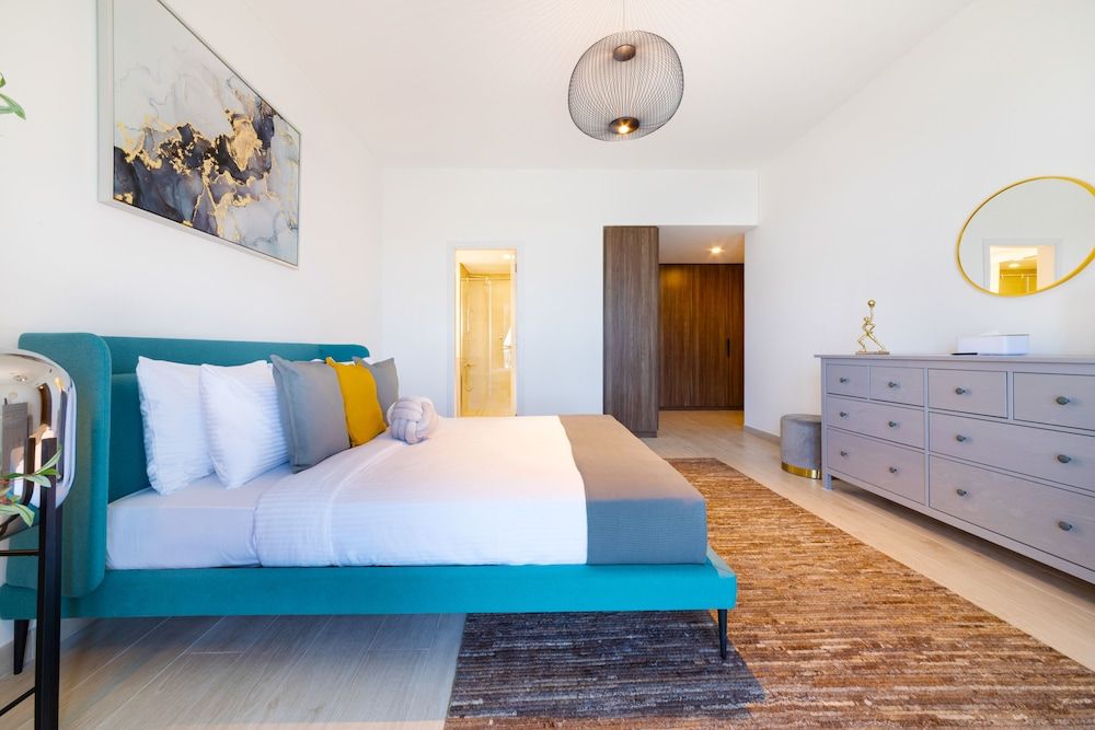 undefined Maison Privee - Exclusive Luxury 3BR Apt with scenic views of Burj Al Arab 9