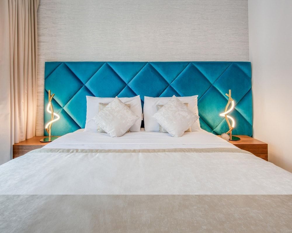 Sea View Style and Beach Vibes 1 BR Apartment 85