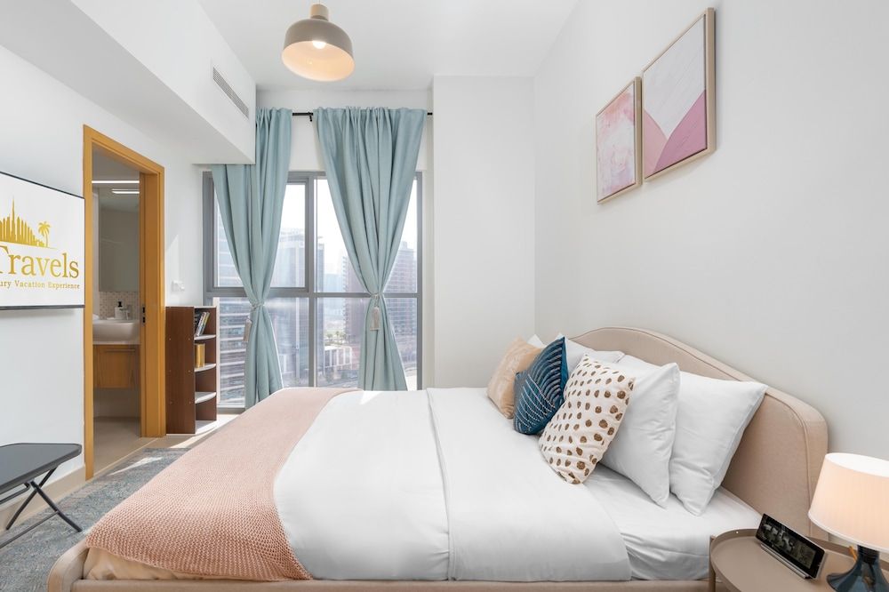 undefined Lux BnB Bellevue Tower - Burj Views 8