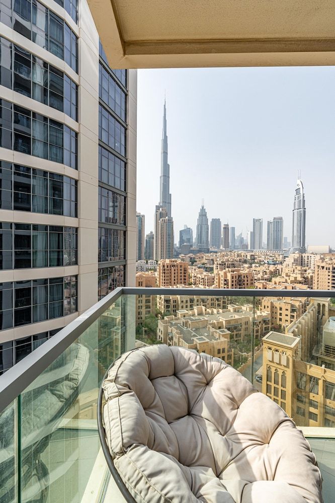 undefined Lux BnB Bellevue Tower - Burj Views 5