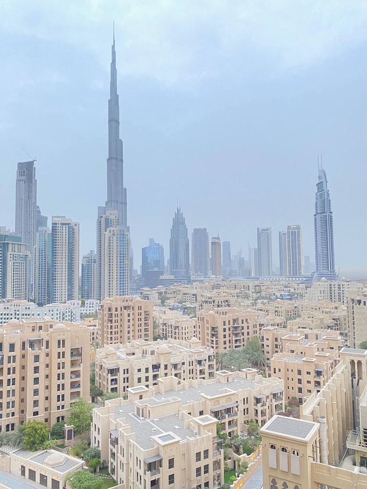 undefined Lux BnB Bellevue Tower - Burj Views 4