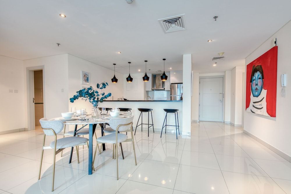 undefined Maison Privee - Aesthetic Apt w/ Stunning Vw in Luxurious Building 3