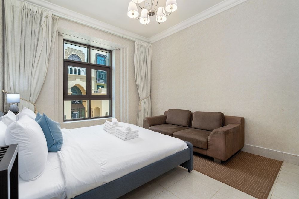 undefined Lux BnB I Souk Al Bahar I Burj Khalifa Views