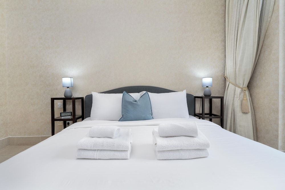 undefined Lux BnB I Souk Al Bahar I Burj Khalifa Views 6