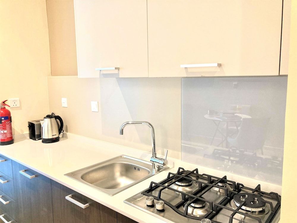 Amazing Studio With Balcony in Park View Dubai Apartment (0 Bedroom) 5