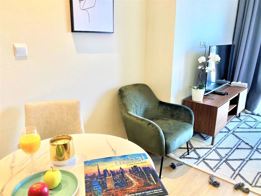 Amazing Studio With Balcony in Park View Dubai Apartment (0 Bedroom) 10