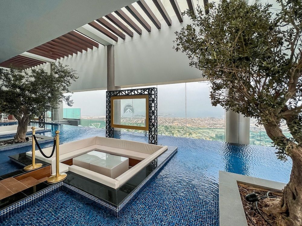 Luton Vacation Homes - Paramount Midtown
