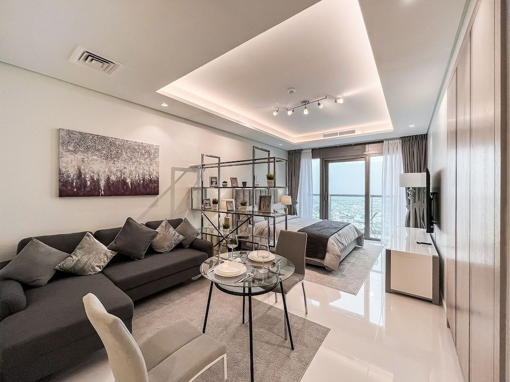 undefined Luton Vacation Homes - Paramount Midtown