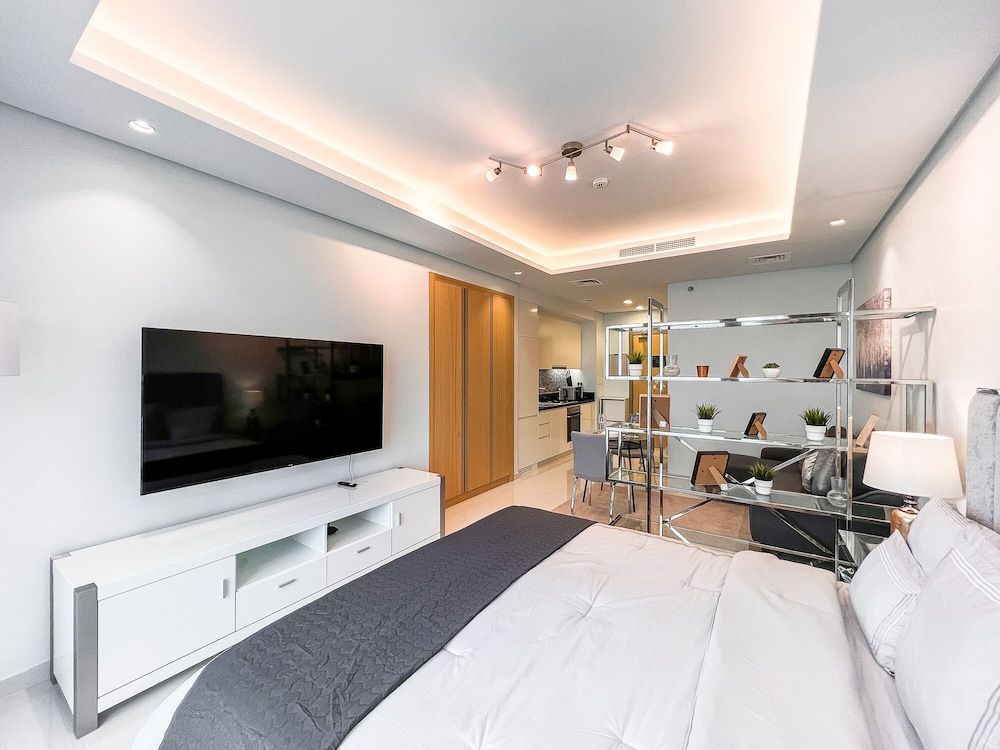 undefined Luton Vacation Homes - Paramount Midtown 4