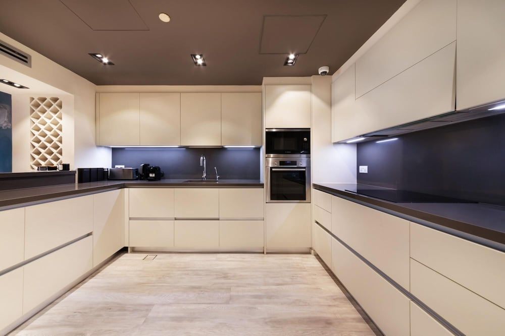 undefined Luxurious 2 Bed Apt on Palm Jumeirah 5