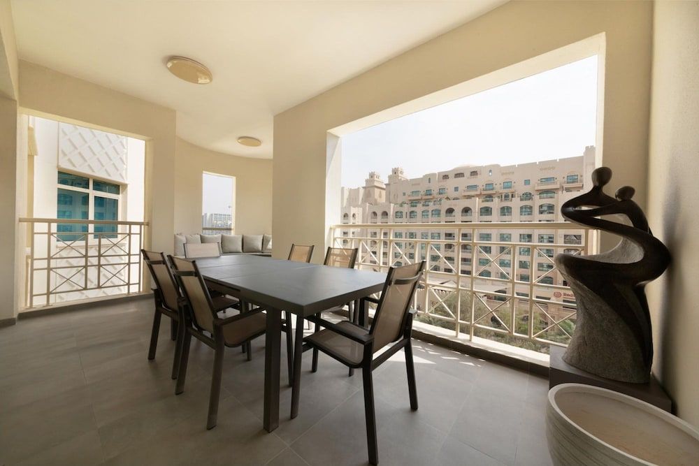 Luxurious 2 Bed Apt on Palm Jumeirah Apartment 7