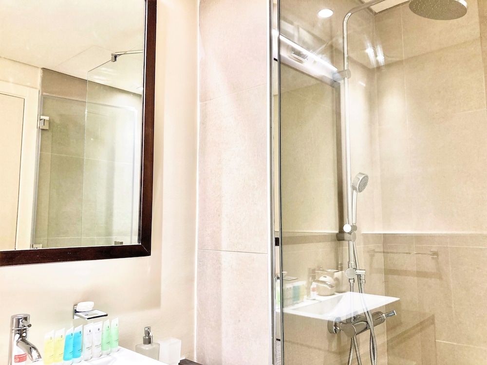 Stunning Living in Park View JVC Dubai Apartment (0 Bedroom) 11