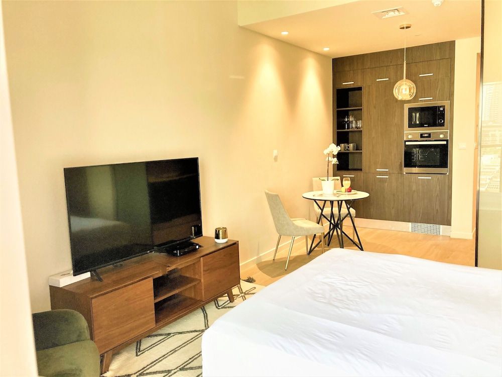 Stunning Living in Park View JVC Dubai Apartment (0 Bedroom) 8