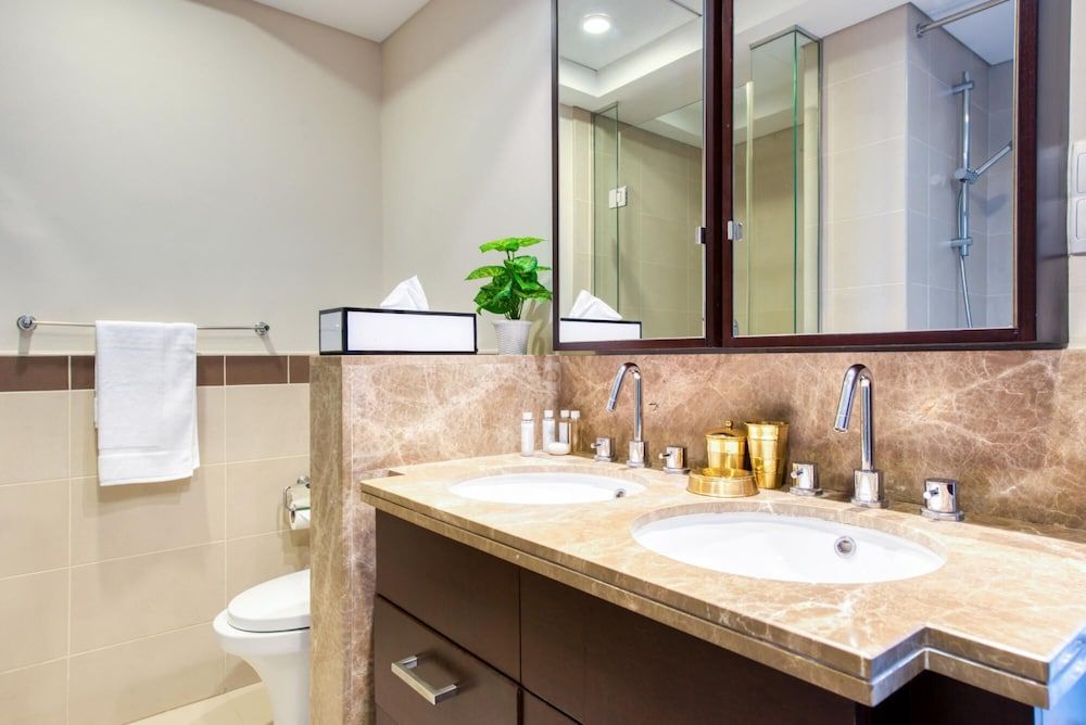 Radiant Urban Retreat With Iconic Burj Khalifa Vws Apartment 18