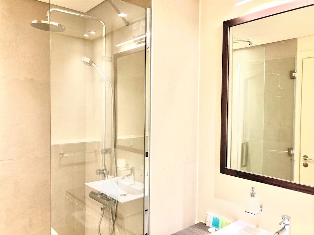 Amazing Superior Studio With Balcony Park View JVC Apartment (0 Bedroom) 9