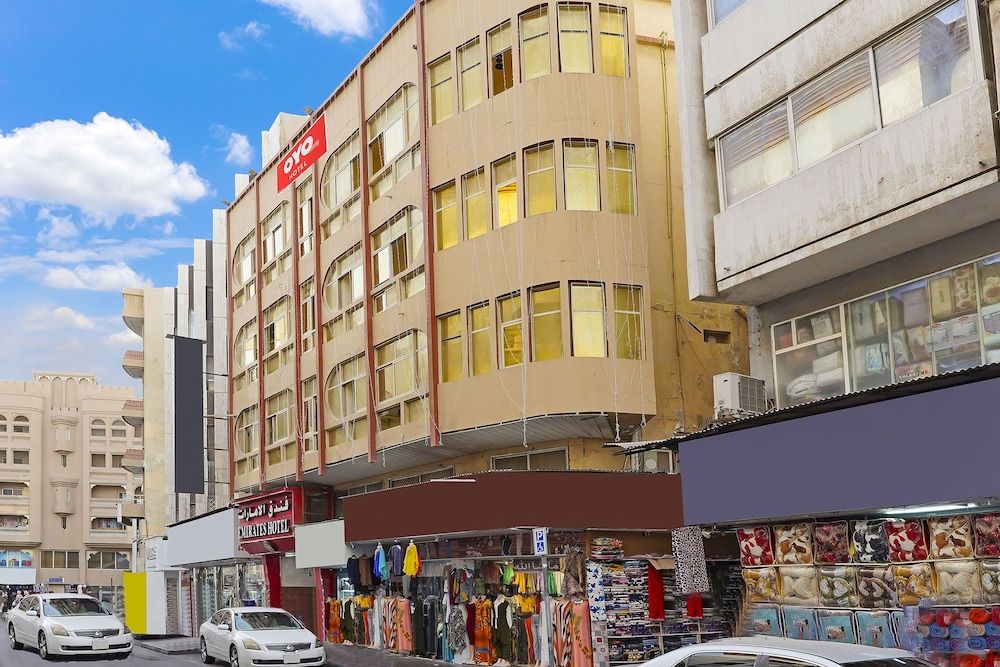 undefined OYO 925 Emirates Hotel 6