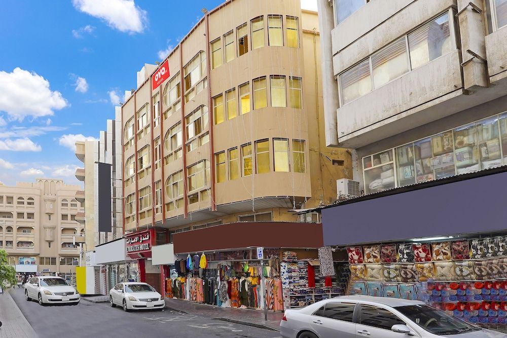 undefined OYO 925 Emirates Hotel 5