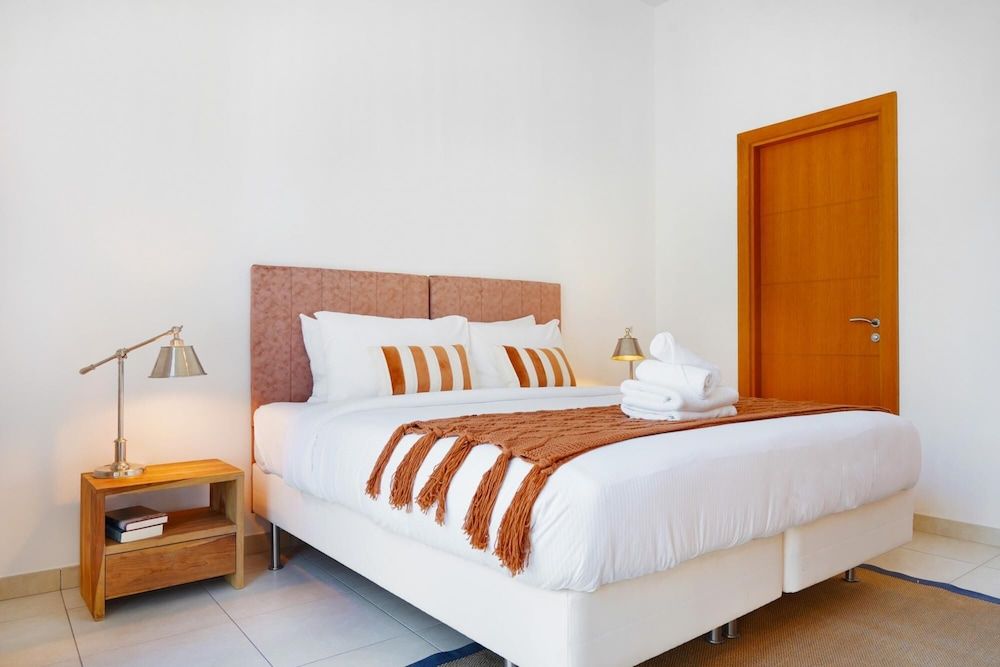 Modern and Airy 2BR in Palm Jumeirah Apartment 5