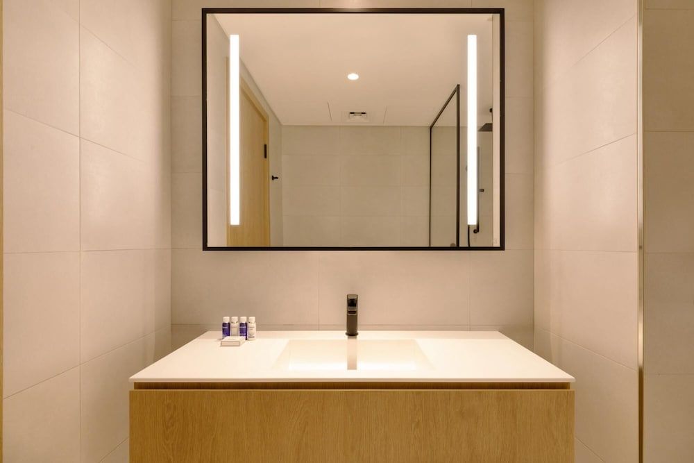 Marquise Square - 1014 - DT House 14