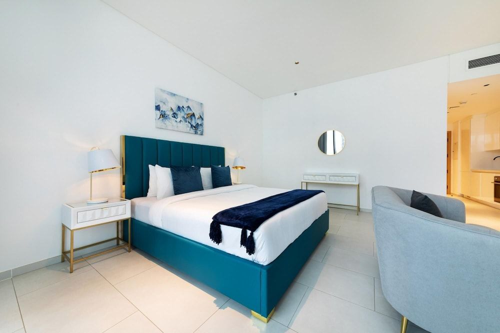 Marquise Square - 1014 - DT House 12