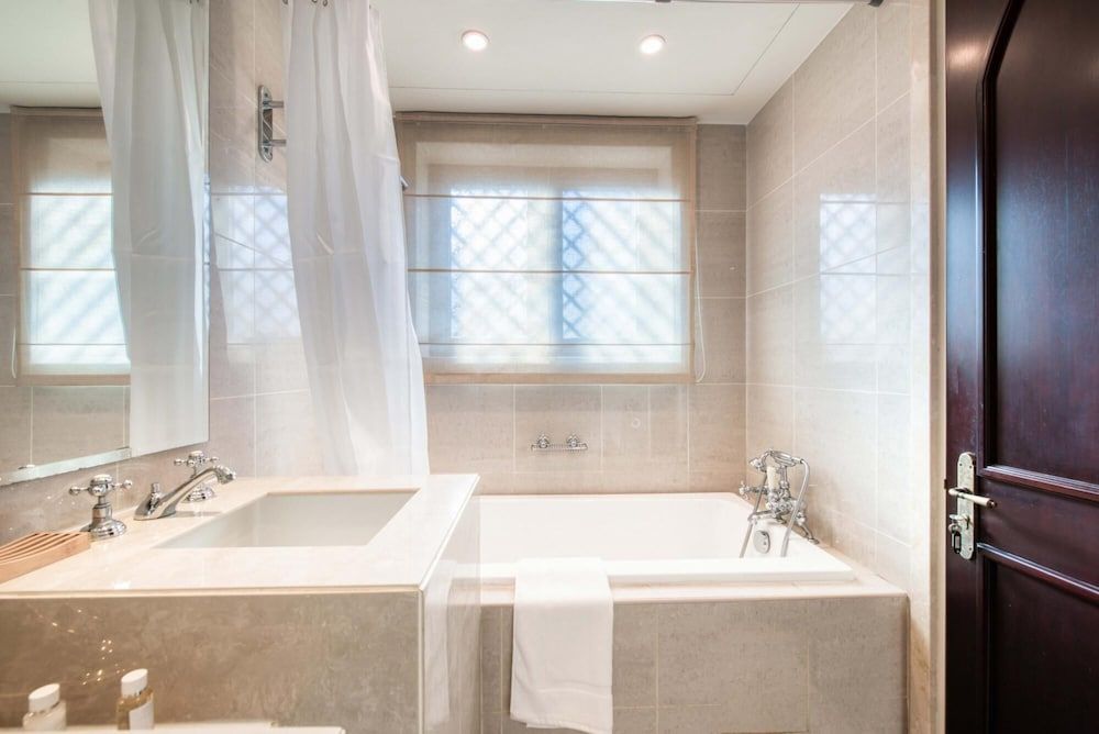 Elite Apt Connected to Dubai Mall Burj Khalifa Apartment 27