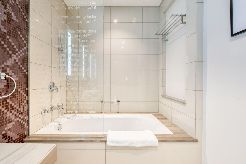 Cool Dubai Apt Next Burj Khalifa Design District Apartment 18